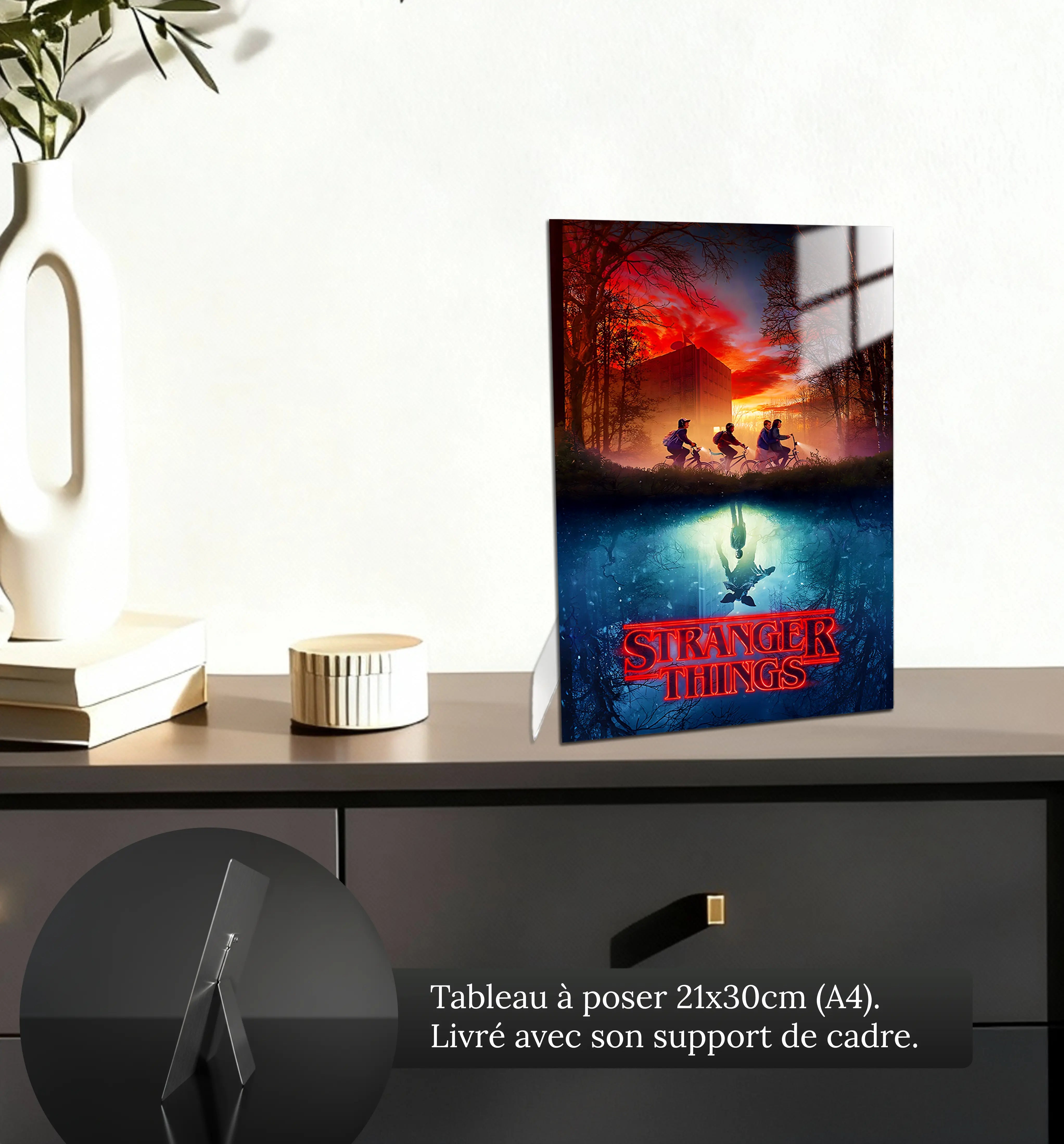 tableau-stanger-things-le-monde-a-l-envers-petit-format-a-poser-sur-meuble | DreamWay